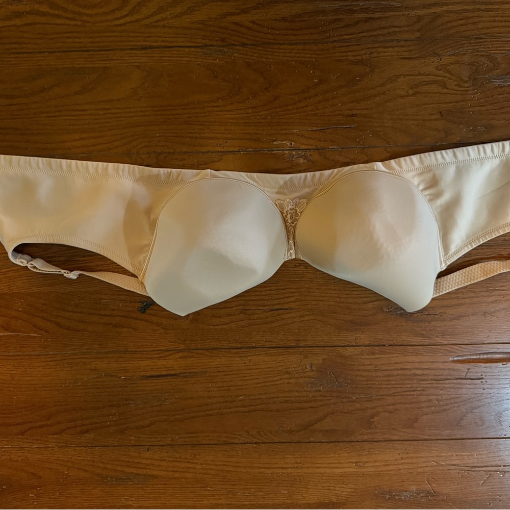 Vanity Fair 44DD Bra